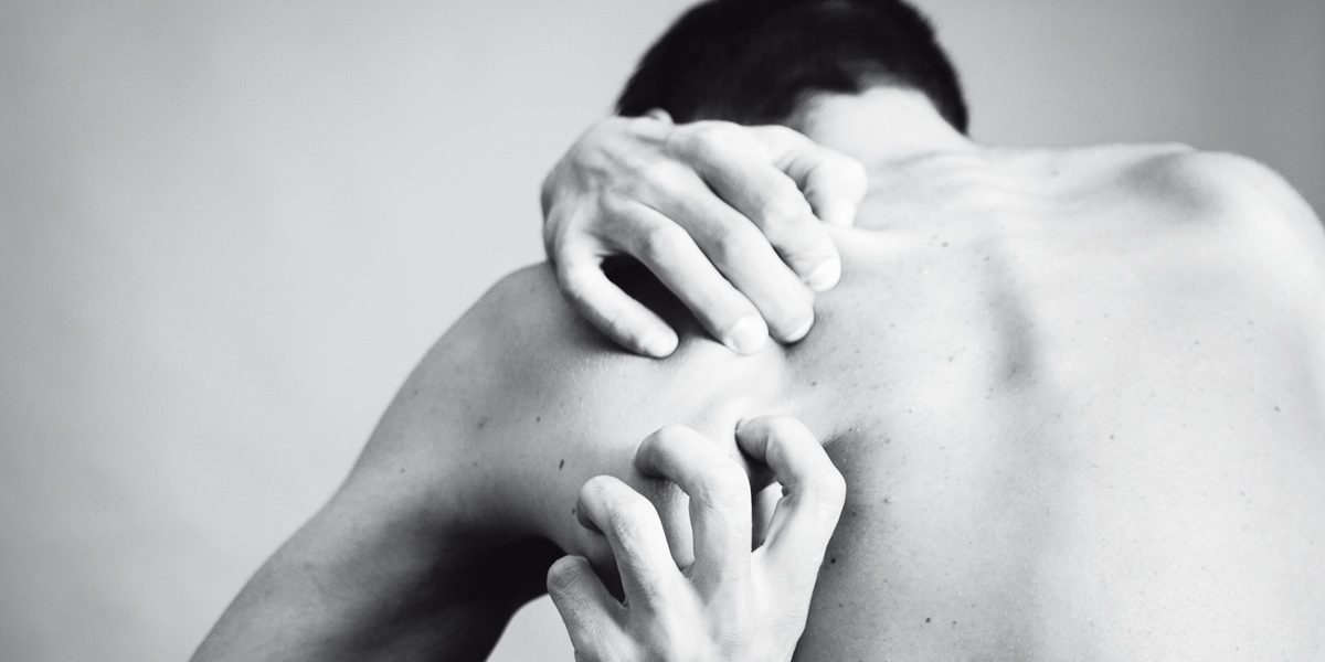 Man back. Spine out.